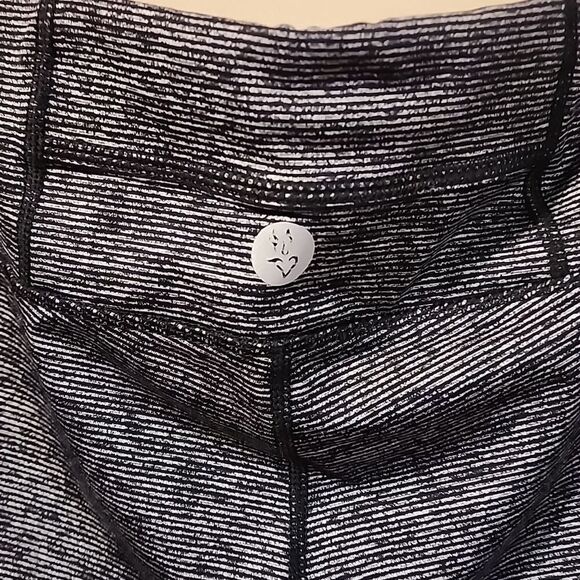 Torrid high rise active leggings Size 2 NWT - Picture 5 of 7